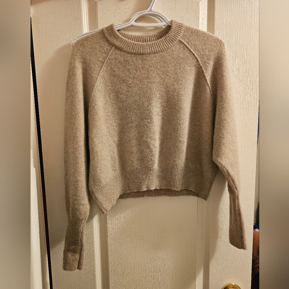 Babaton cashmere sweater size small